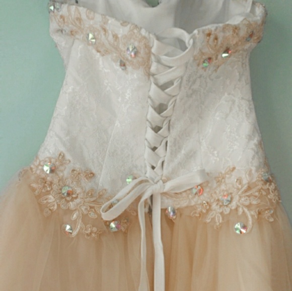 Prom/homecoming dress - Picture 2 of 2